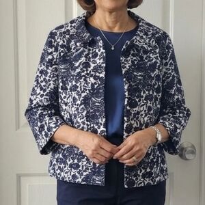 Talbots navy blue and white floral blazer women size 16W